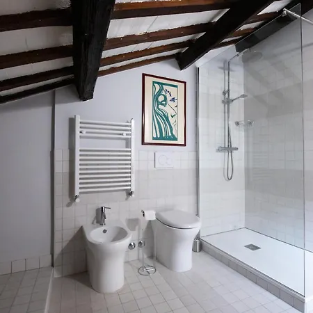 La Casa Del Maestro *